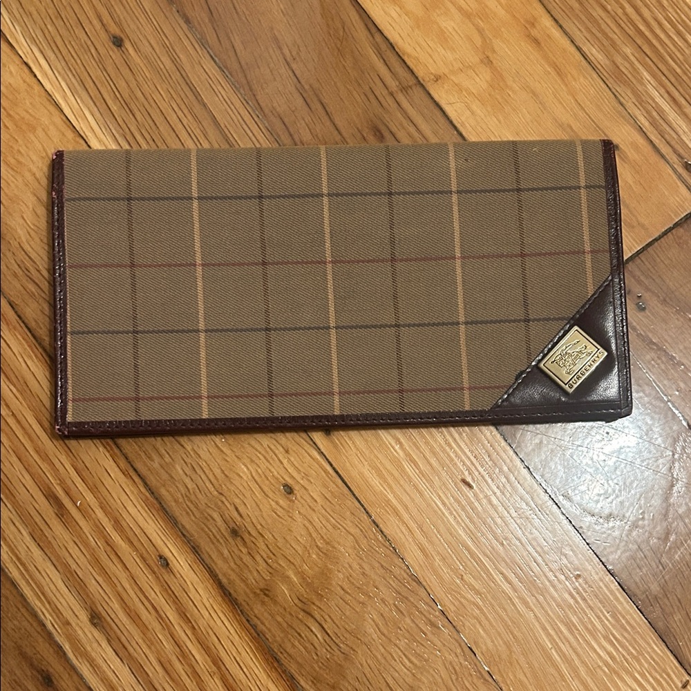 Burberry Plaid Long Wallet with Corner Logo Plaque - Brown/Tan Very Vintage